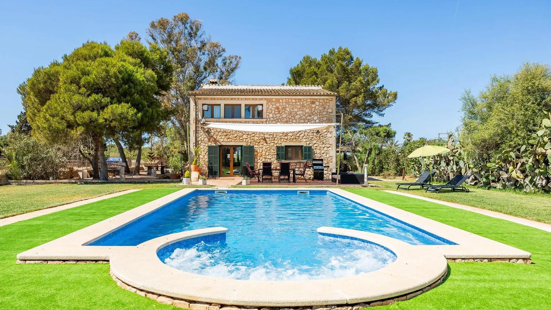 Villa Angela Campos