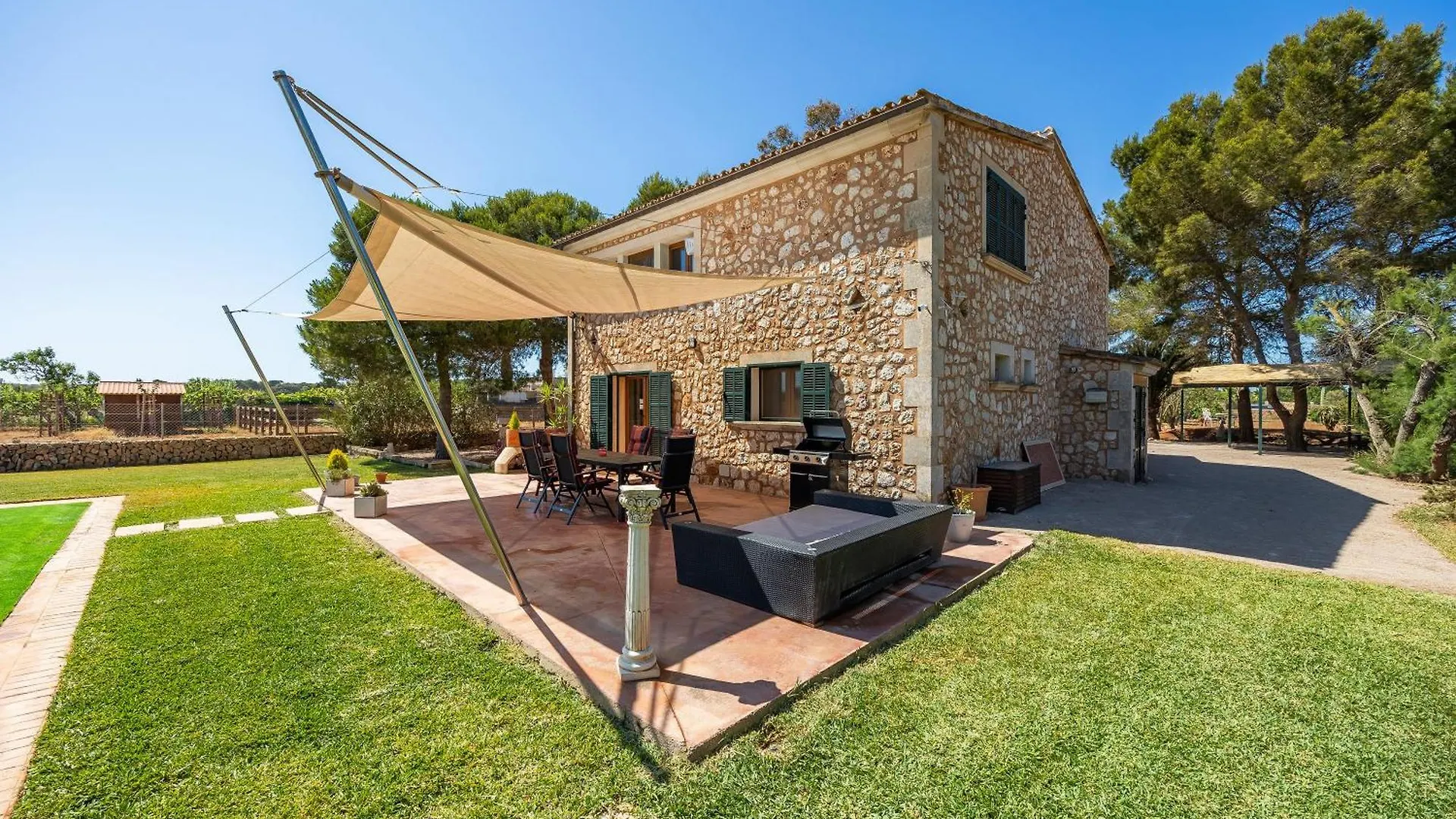 Villa Angela Campos