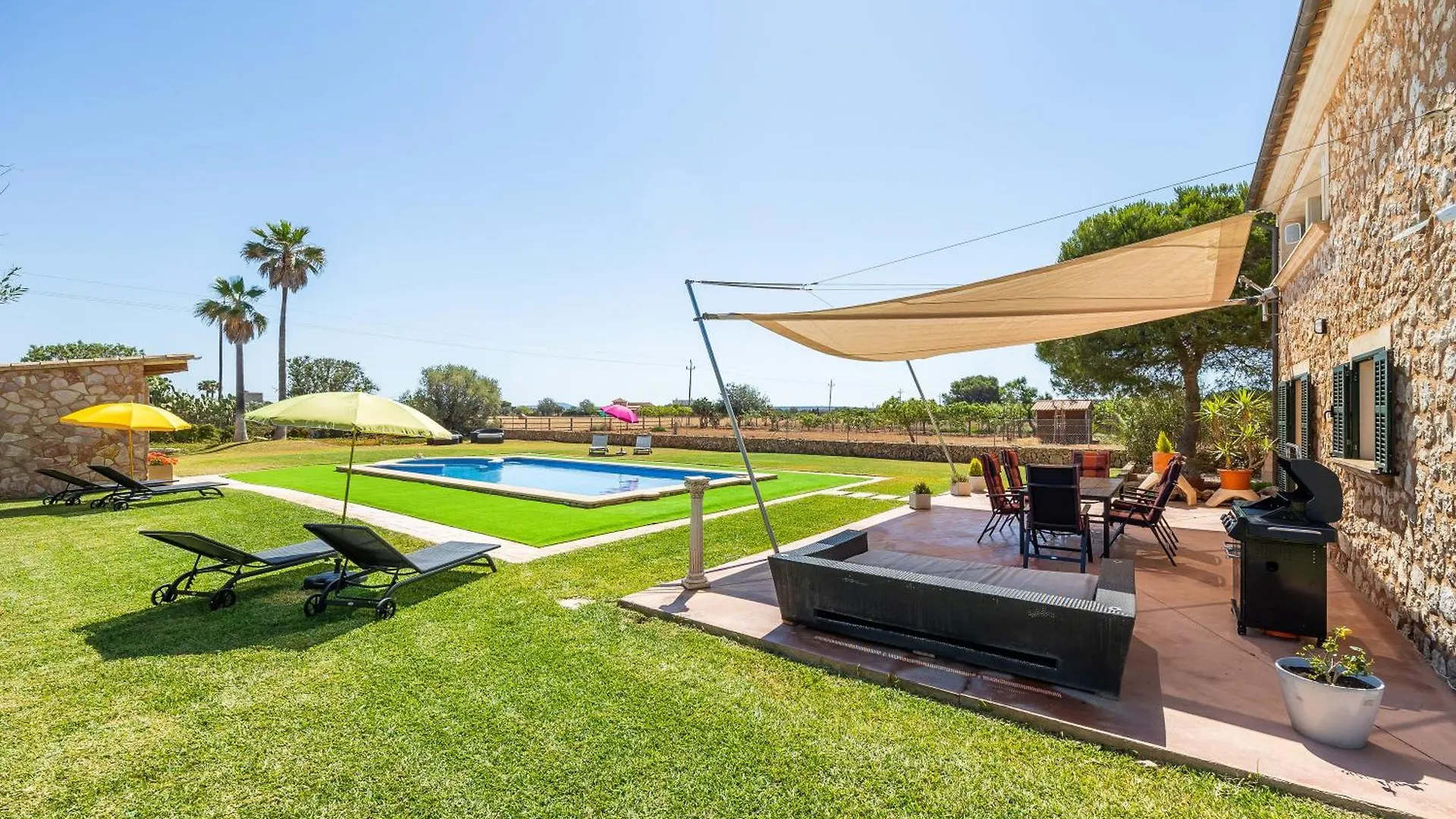 Villa Angela Campos